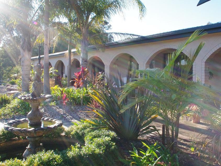 Batemans Bay Manor - Bed And Breakfast Exterior foto