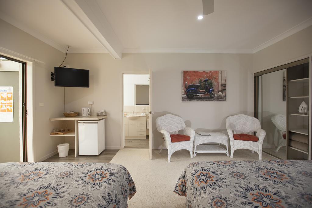 Batemans Bay Manor - Bed And Breakfast Zimmer foto