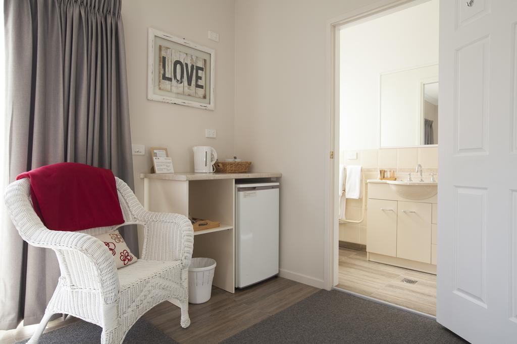 Batemans Bay Manor - Bed And Breakfast Zimmer foto