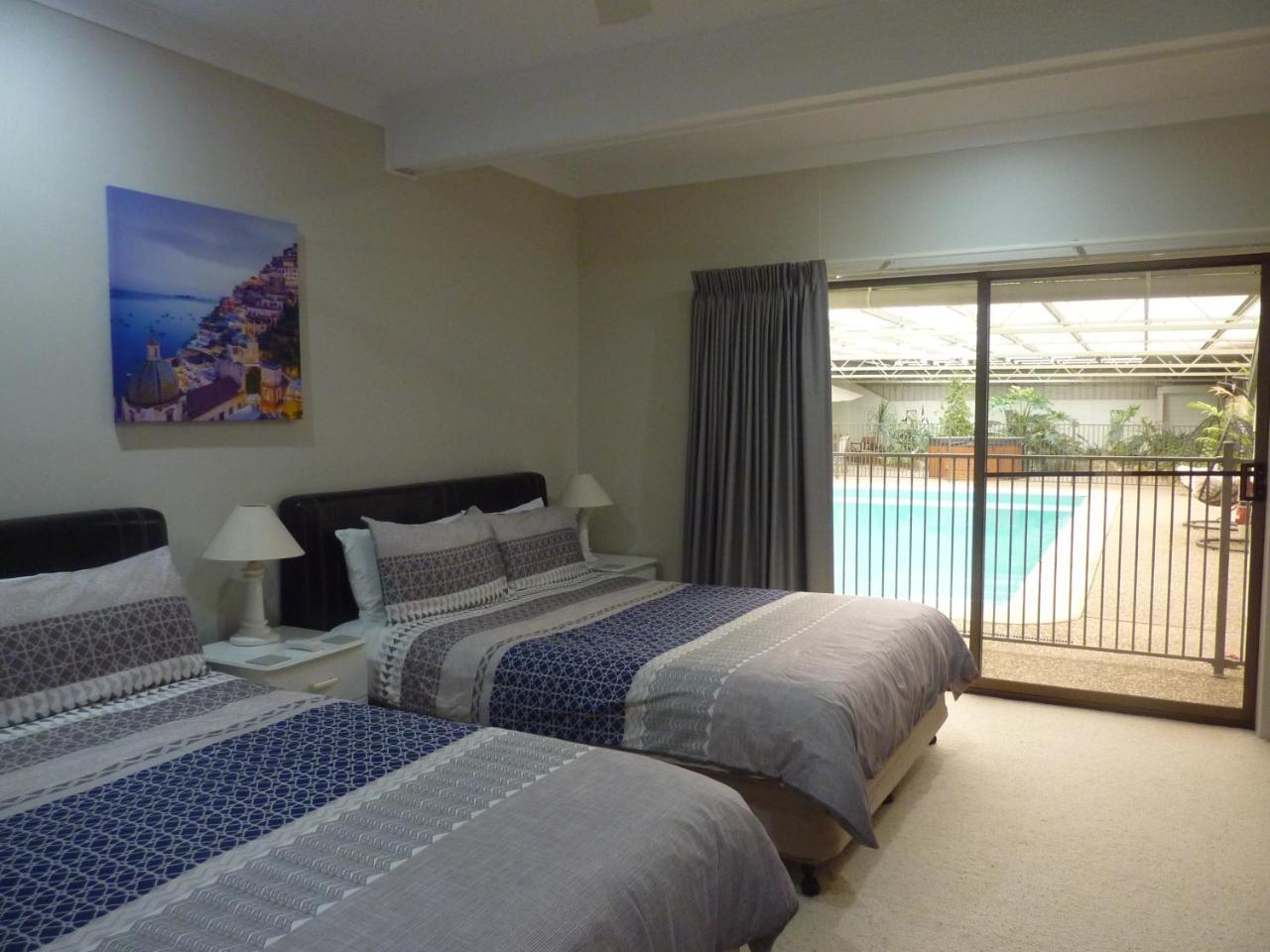 Batemans Bay Manor - Bed And Breakfast Exterior foto